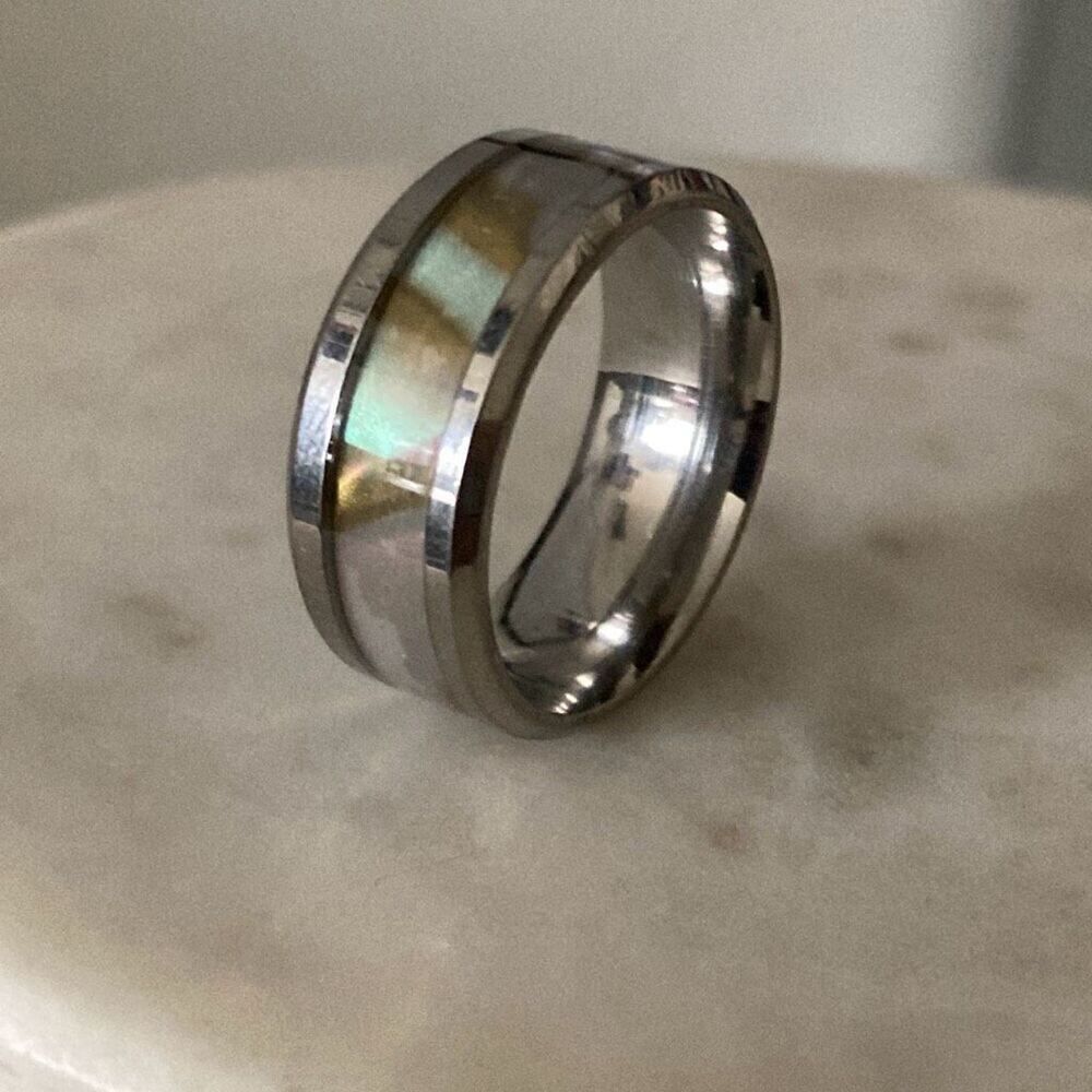 Men’s wedding band style ring stainless steel size 6.5